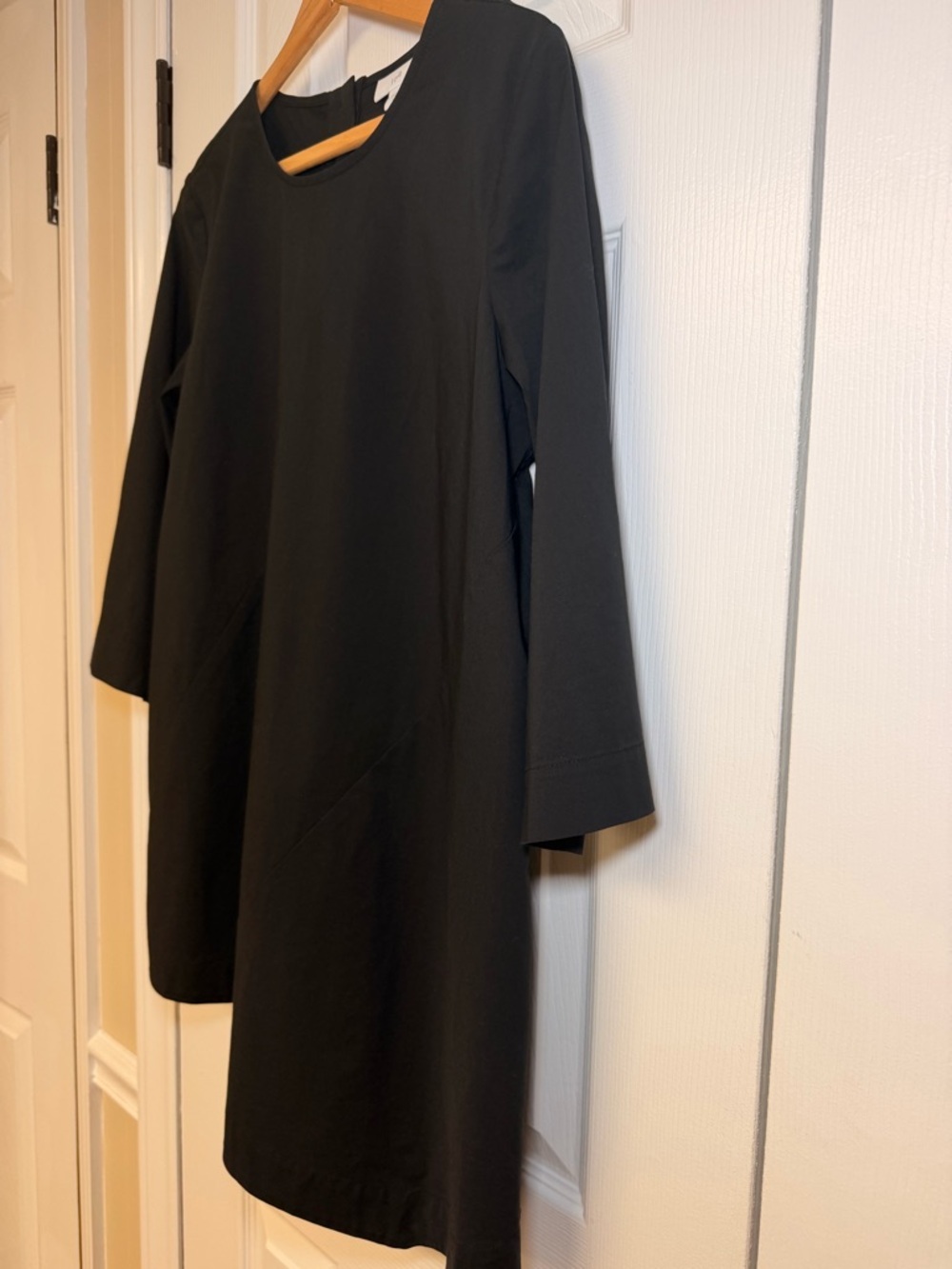 J. Jill Black Asymmetrical Hem Tunic Top Small 3/4 Sleeve Minimalist Quiet Luxe - Picture 7 of 11